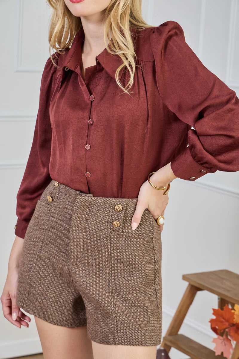 Satinbluse mit Gold-Details