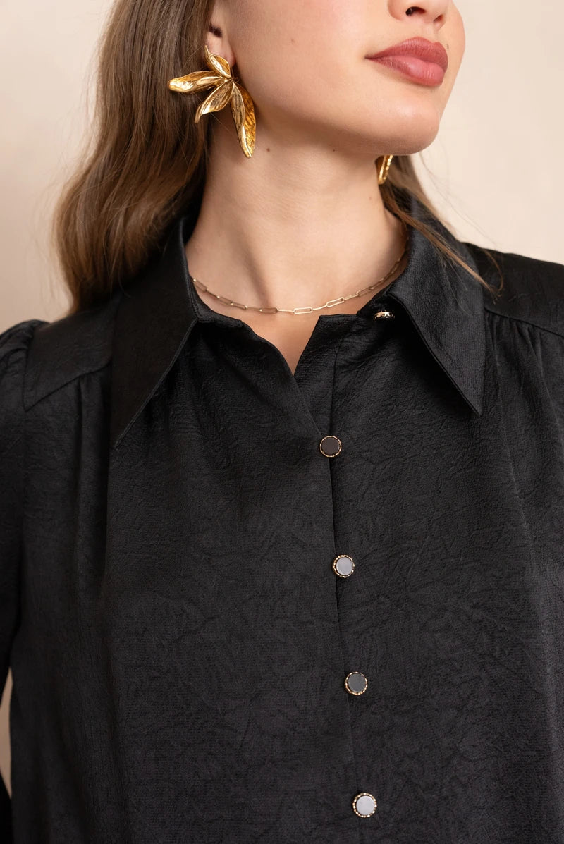 Satinbluse mit Gold-Details