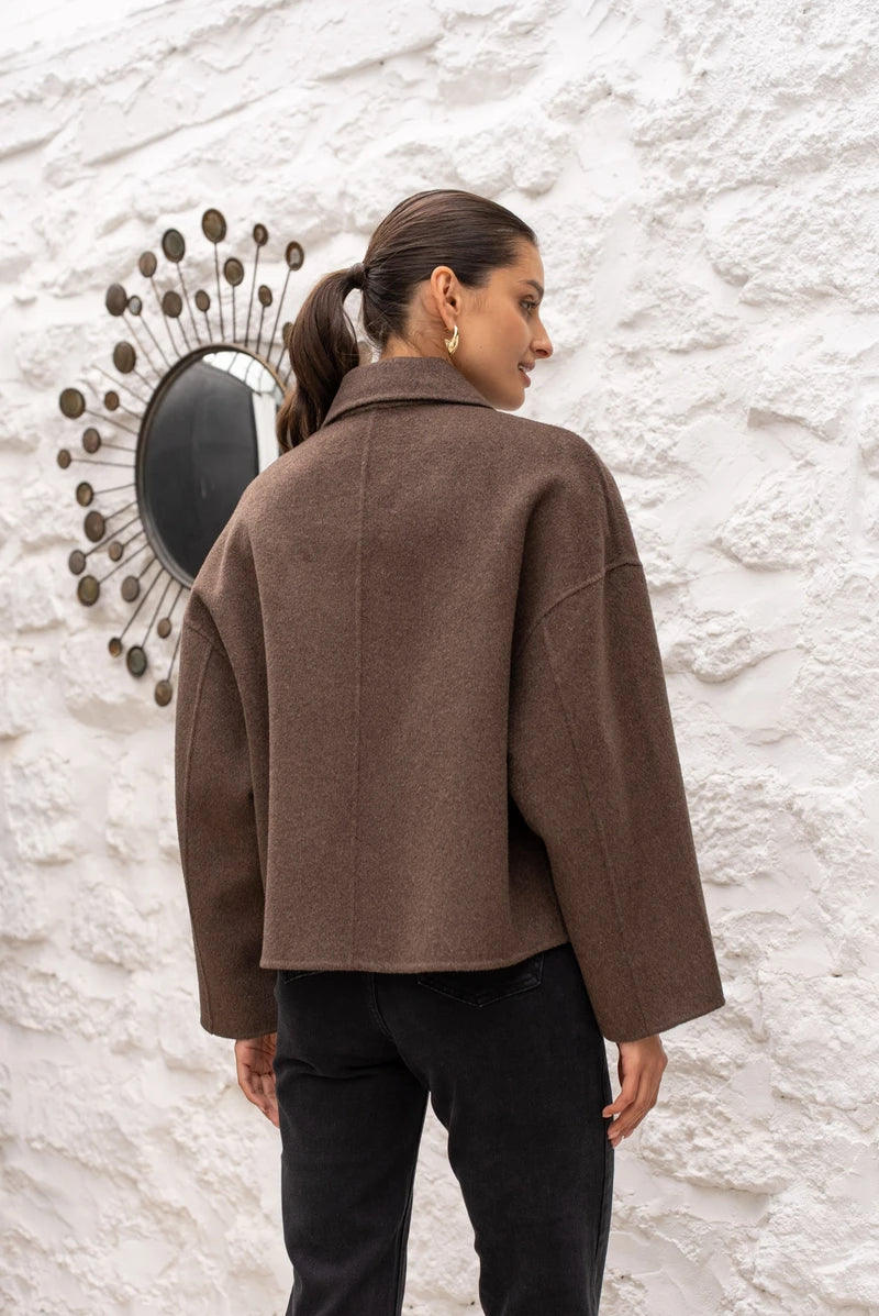 Kurze Jacke aus Wollmischung