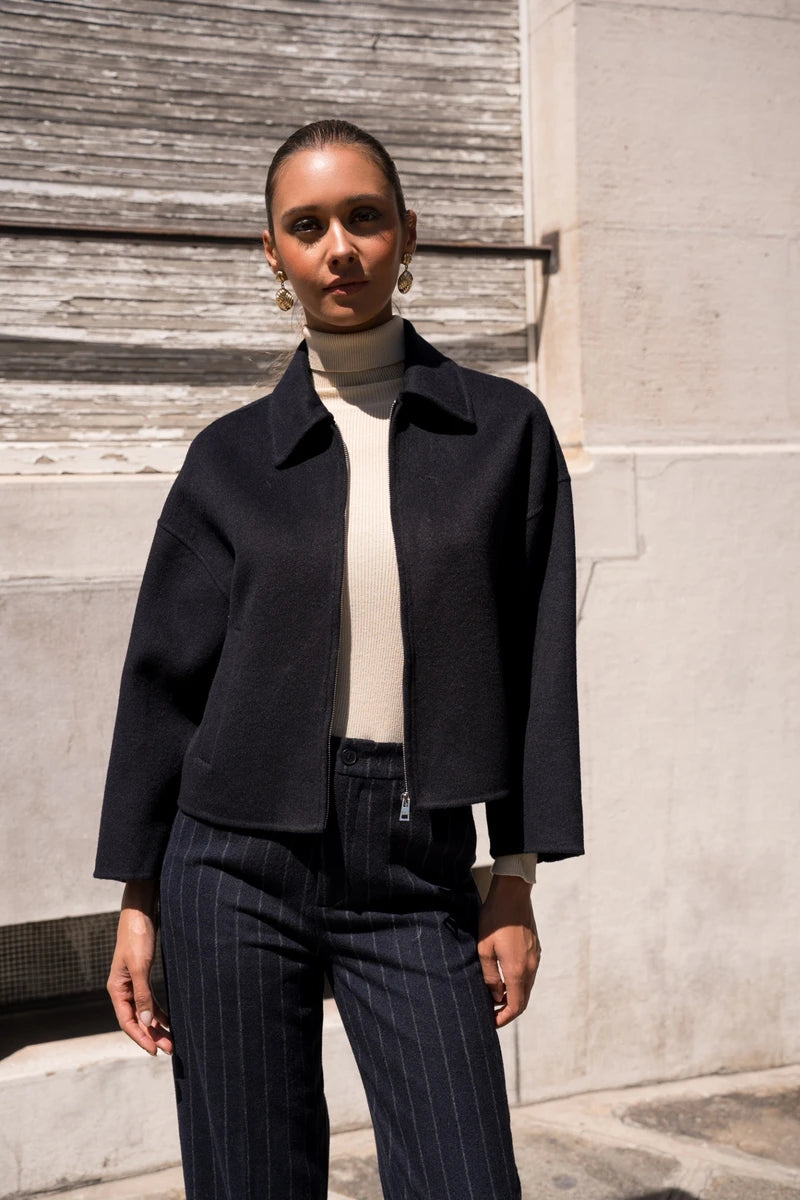 Kurze Jacke aus Wollmischung