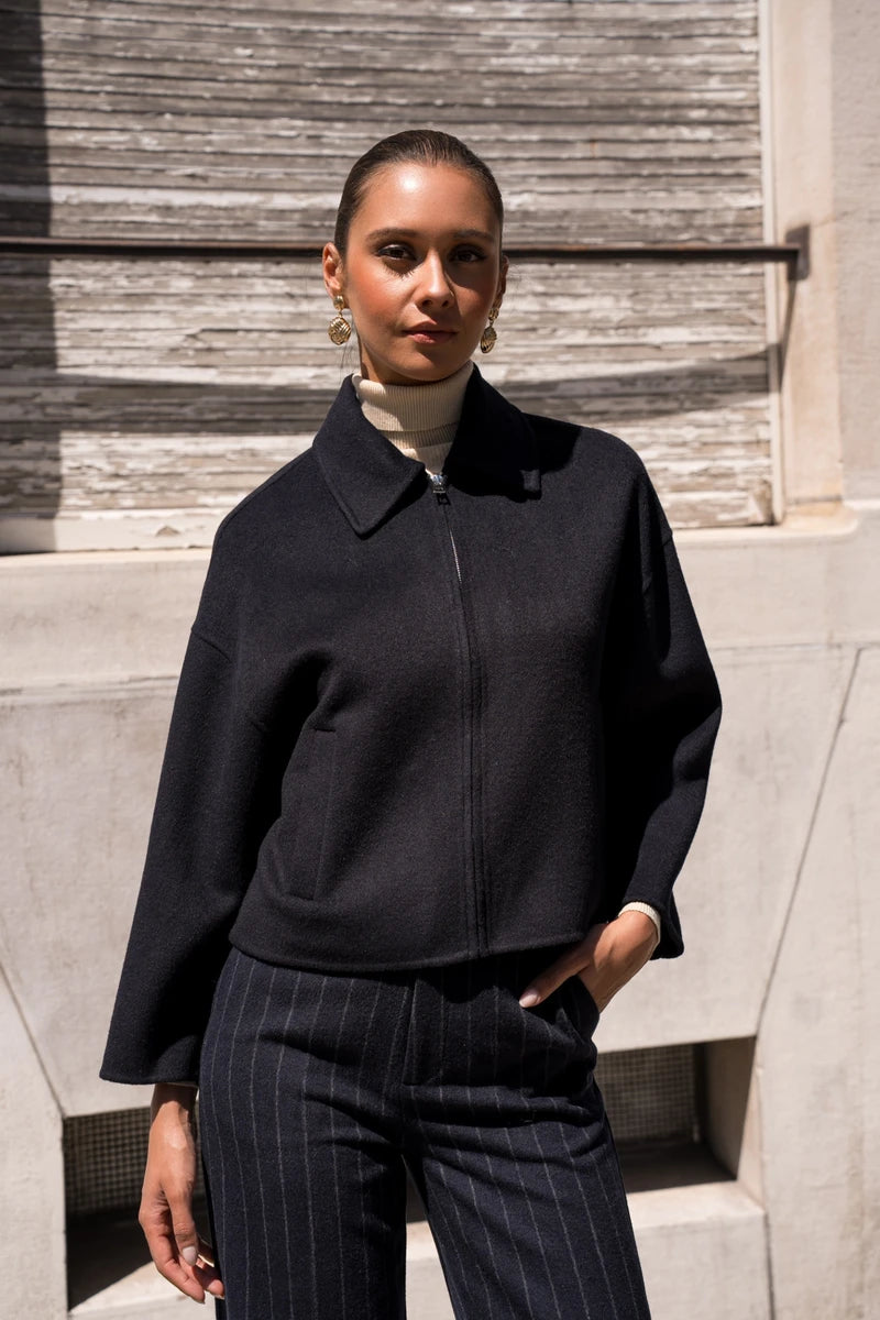 Kurze Jacke aus Wollmischung