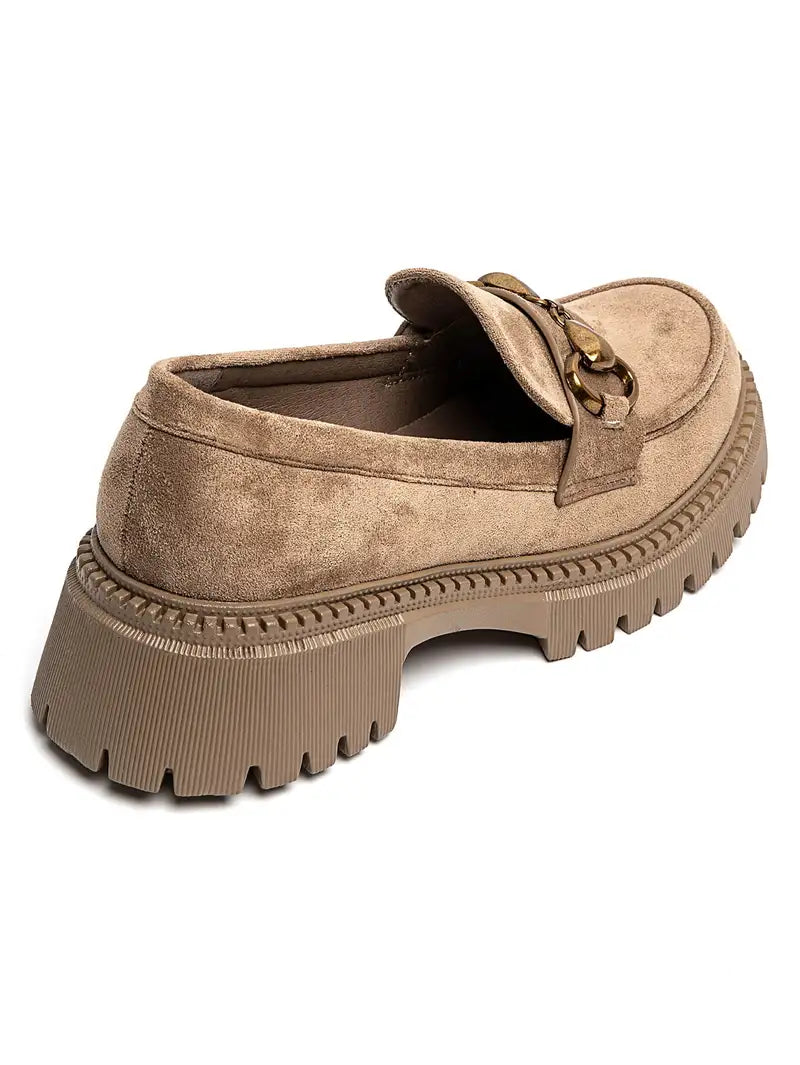 Klassische Loafer