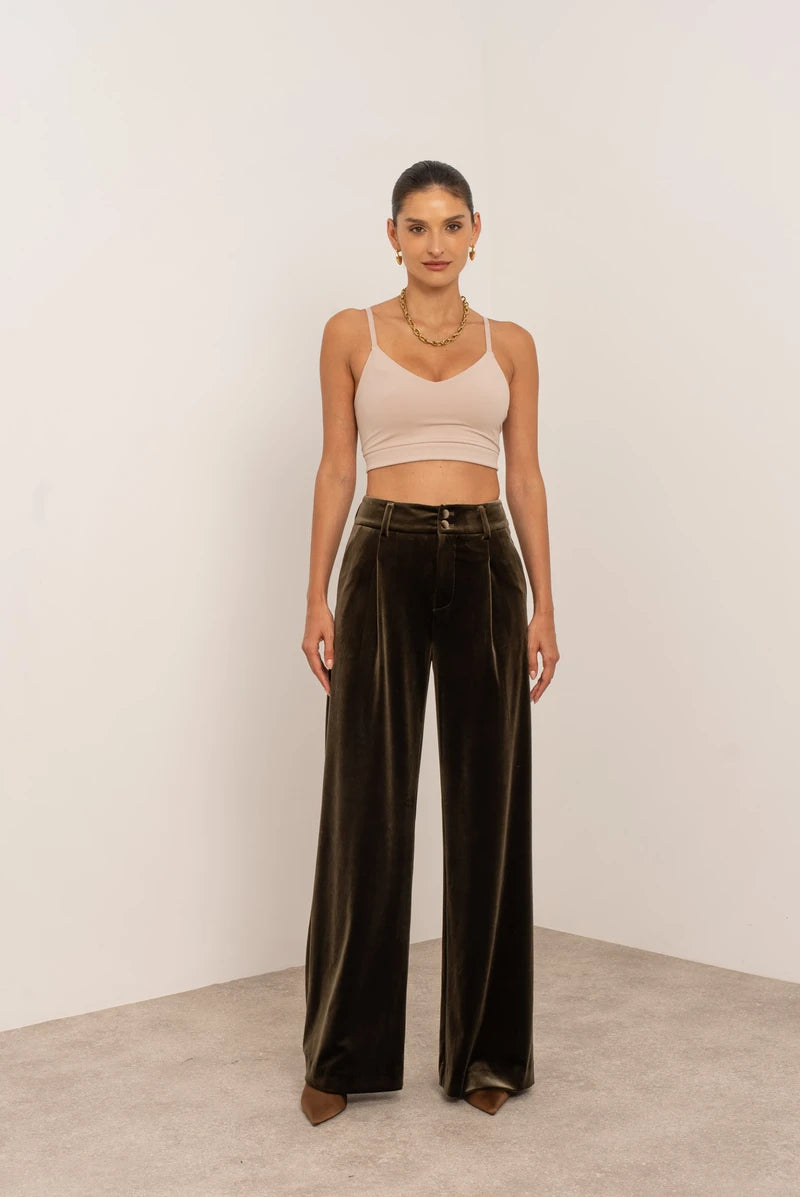Weite Hose aus Samt