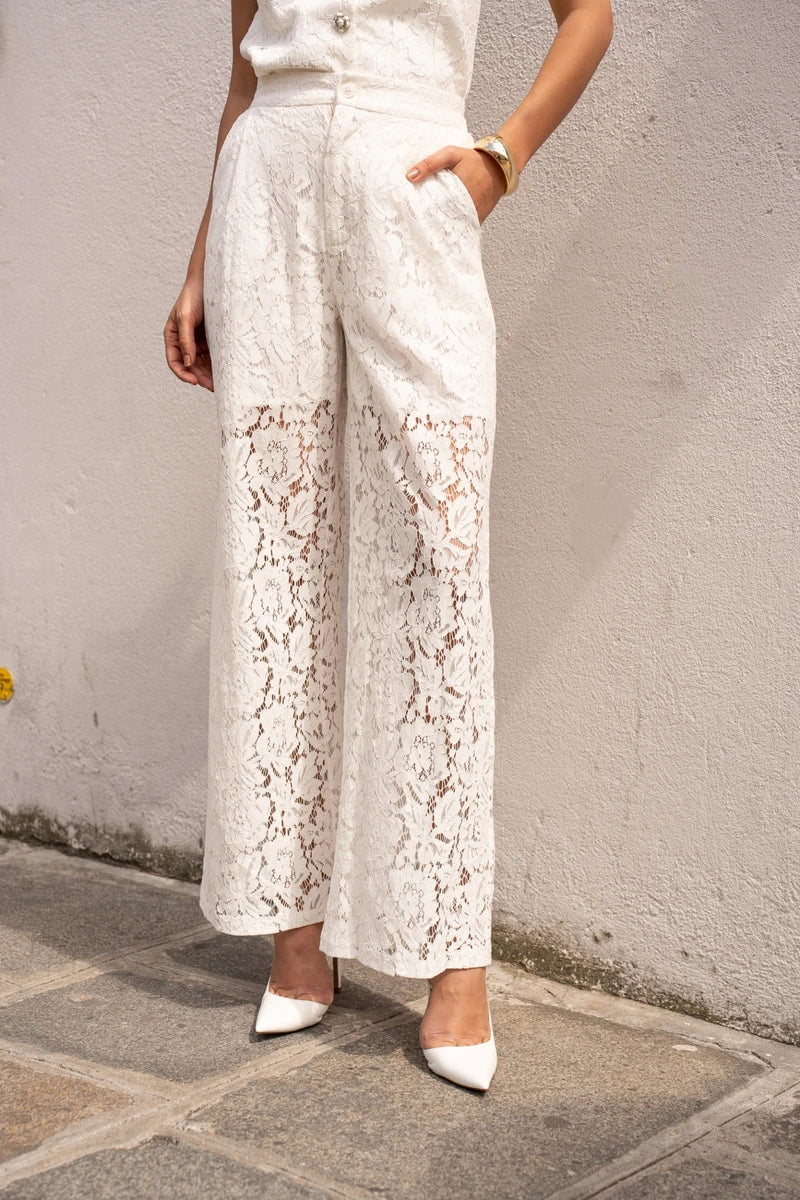 Hose aus Spitze