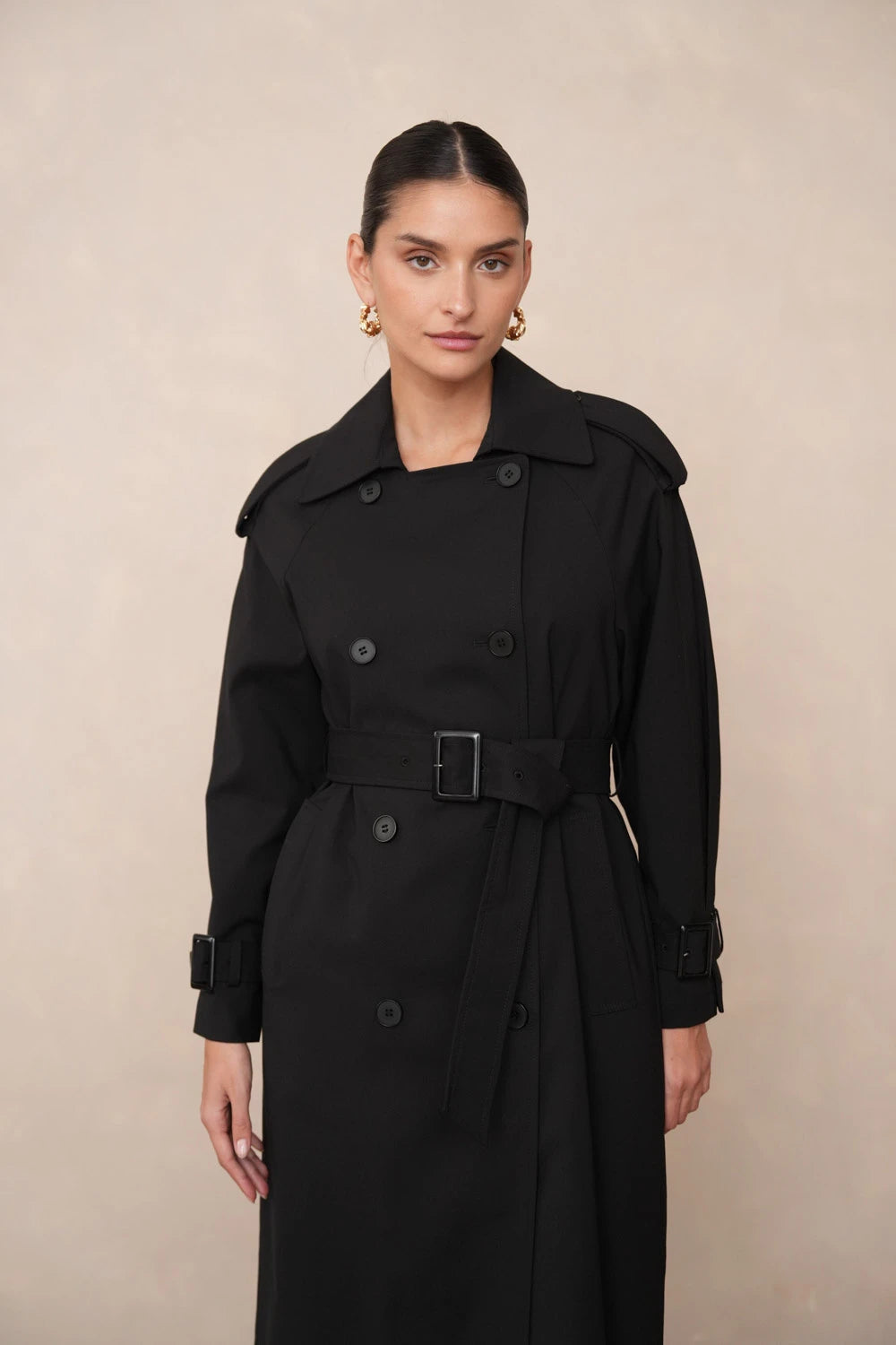 Langer Trenchcoat aus Baumwolle