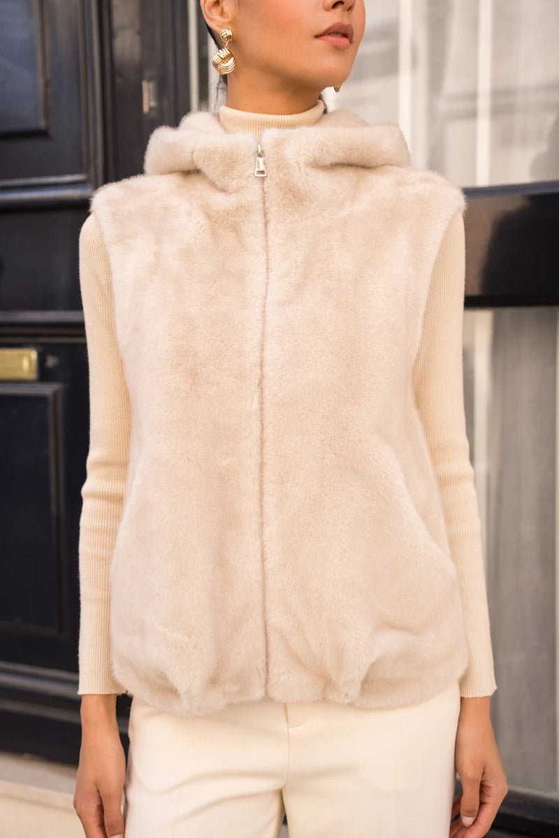 Ärmellose Kunstpelzjacke