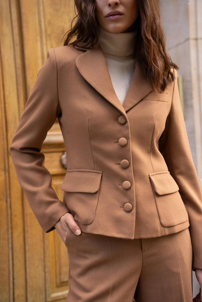 Kurz geschnittener Blazer
