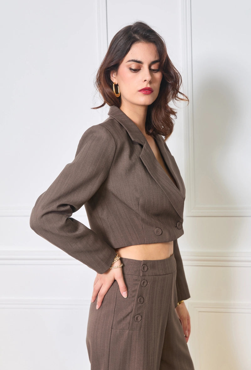 Kurze zweireihige Jacke