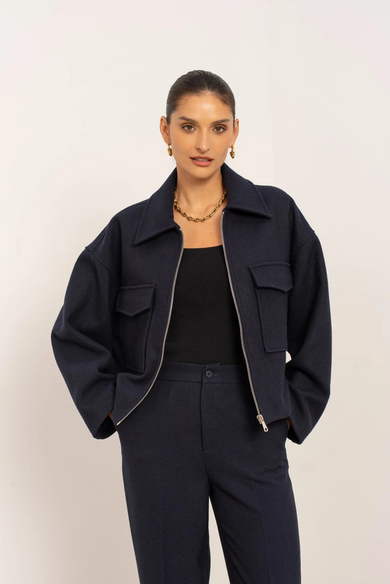 Kurze Jacke aus Wollmischung