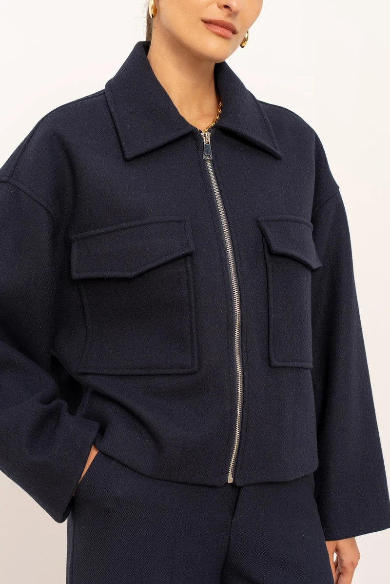 Kurze Jacke aus Wollmischung