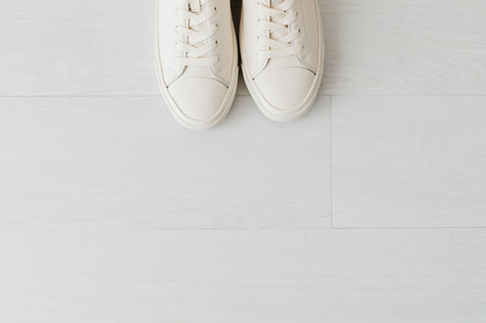 Low-Profile Sneakers: 8 einfache Outfits für den Herbst