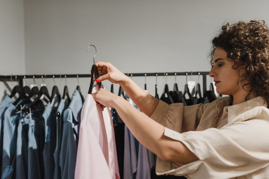 Zeitlose Basics für deine Capsule Wardrobe: Nie wieder "Nothing to Wear"