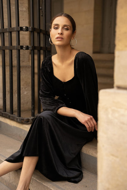 Midi Samtkleid mit Puffärmeln