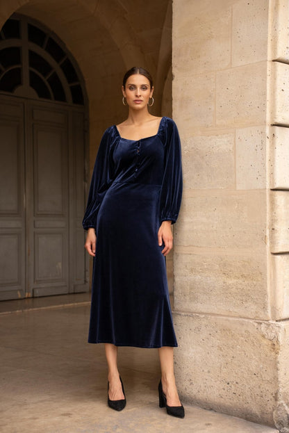 Midi Samtkleid mit Puffärmeln