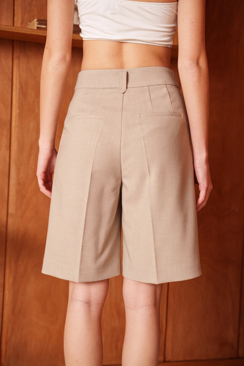 High-Waist Bermuda