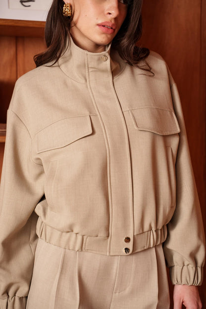 Boxy Bomberjacke mit Utility-Details