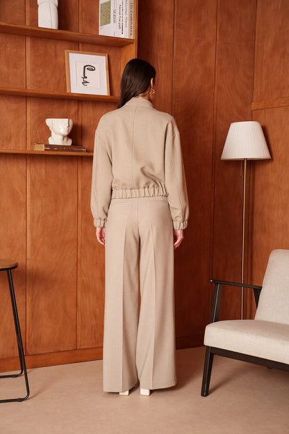 Boxy Bomberjacke mit Utility-Details