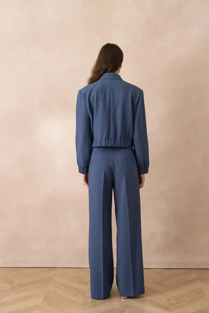 Hoch taillierte Hose