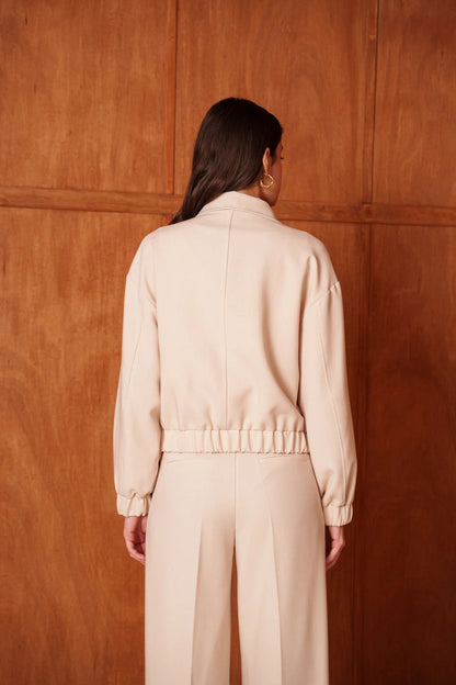 Boxy Bomberjacke mit Utility-Details