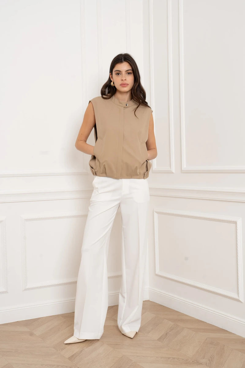 Strukturierte Bomberweste