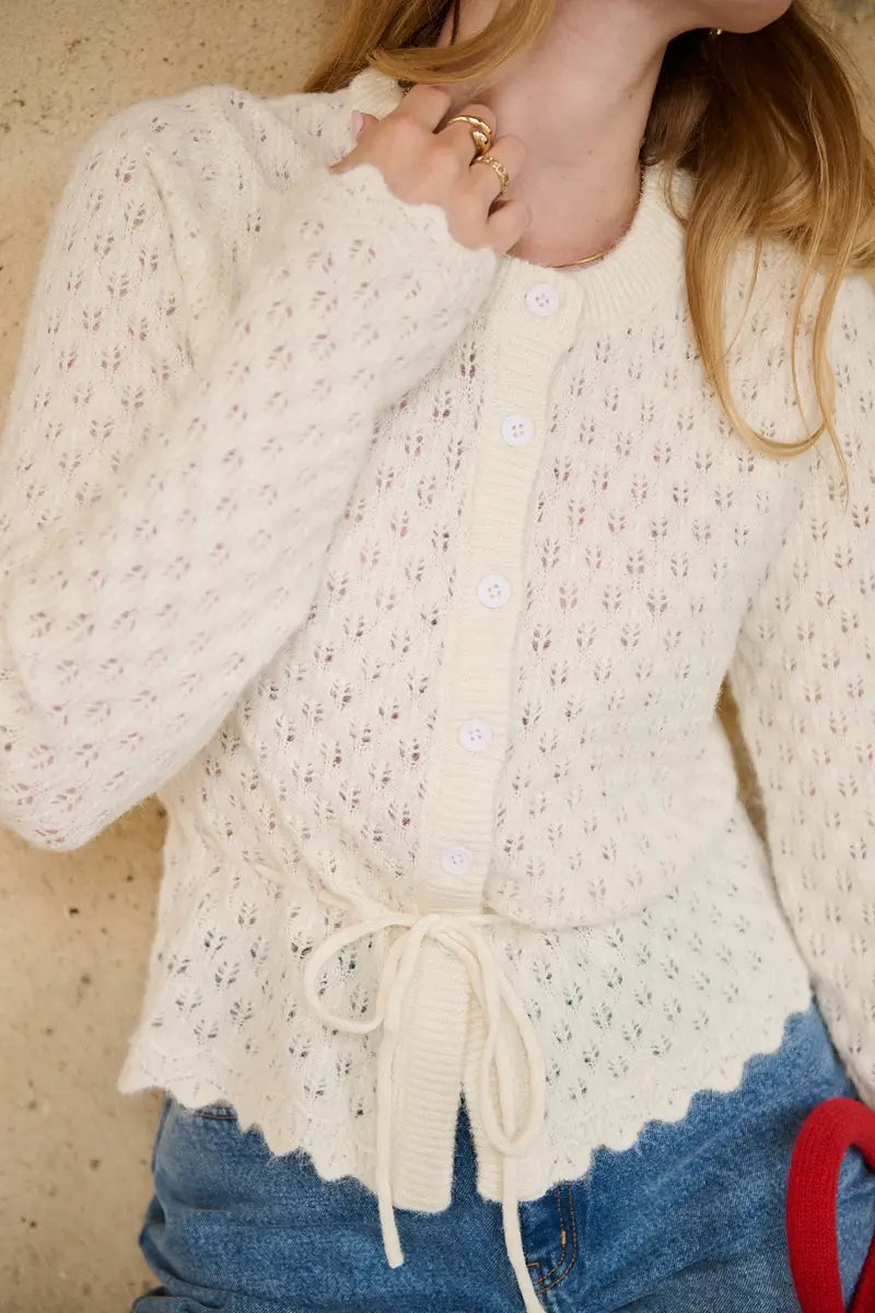 Kurze Strickjacke