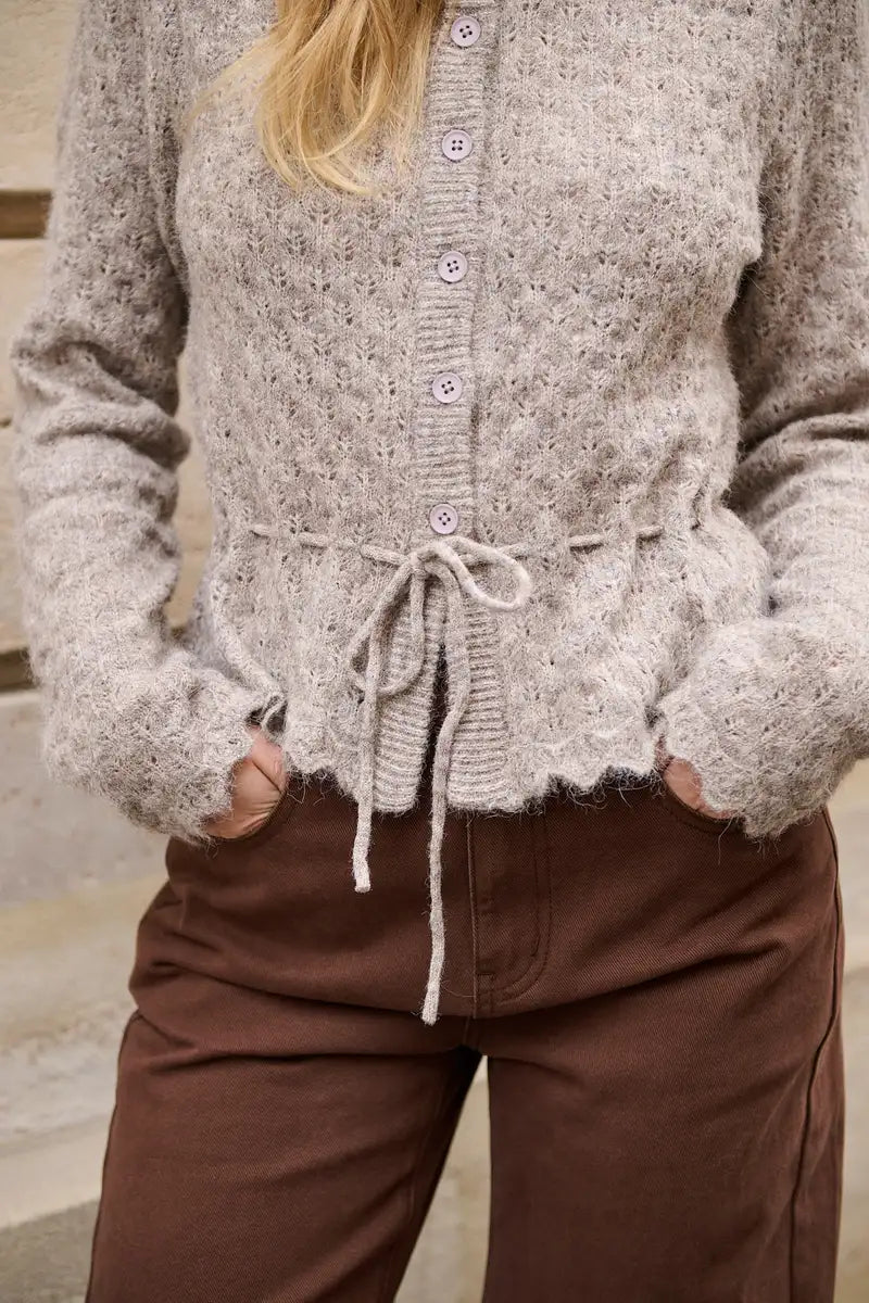 Kurze Strickjacke
