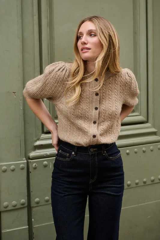 Cardigan mit Ballonärmeln und Zopfmuster