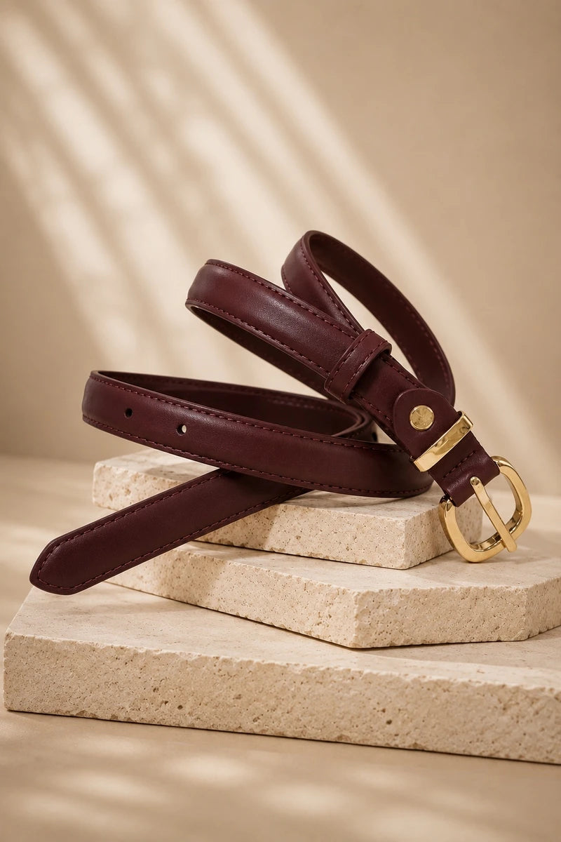 Schmaler Ledergürtel Damen Burgunder mit goldener Schnalle, Detailansicht - Valentina Schuhmann
