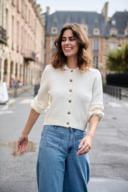 Kurze Strickjacke