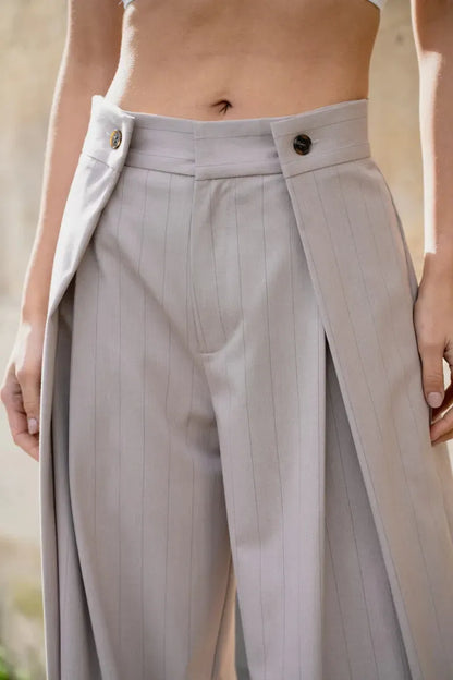 Weite High-Waist-Hose mit Nadelstreifen