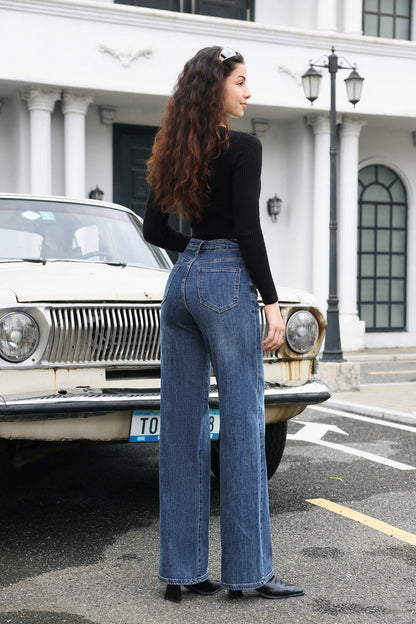 Jeans mit weitem Bein