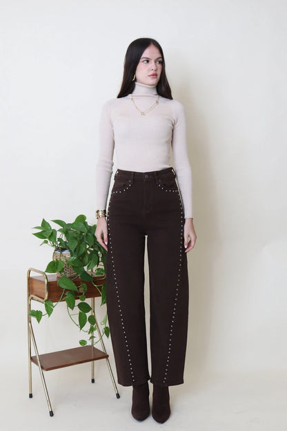 Balloon-Jeans mit Nieten-Details