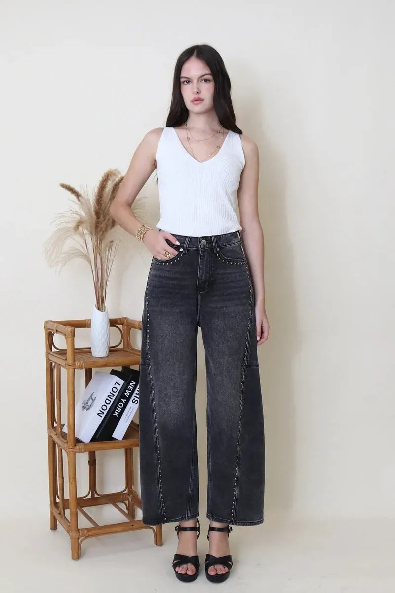 Balloon-Jeans mit Nieten-Details