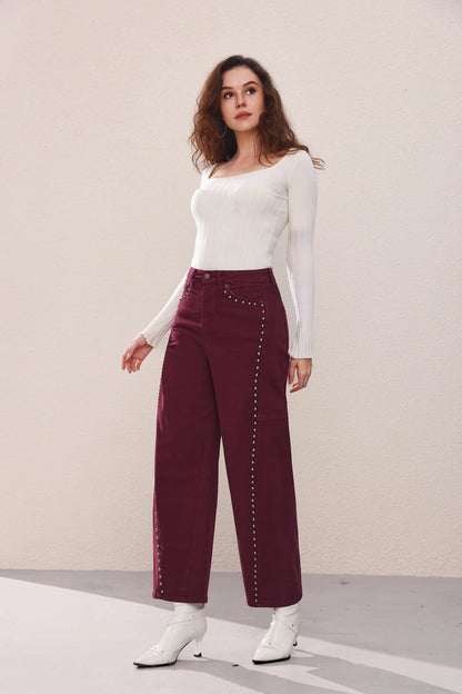 Balloon-Jeans mit Nieten-Details