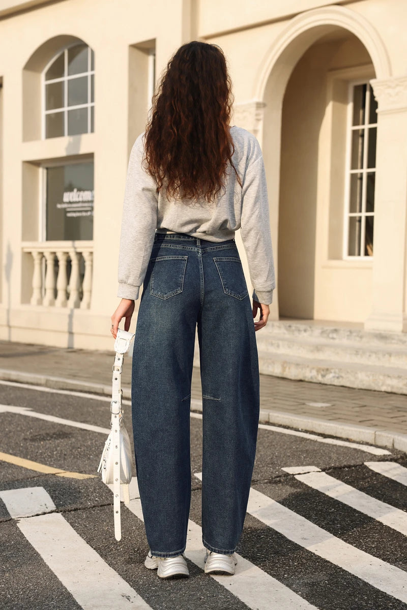 Barrel-Leg-Jeans