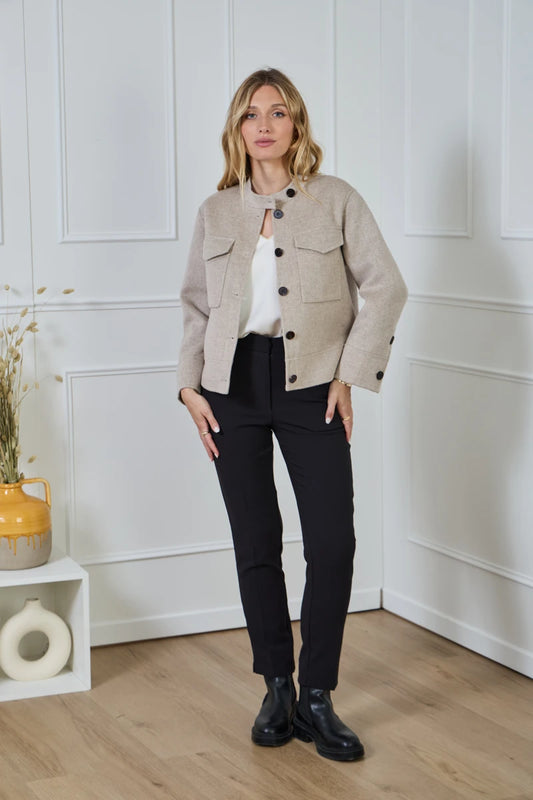 Kurzer Wollmantel
