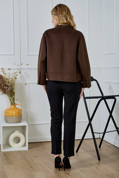 Kurzer Wollmantel