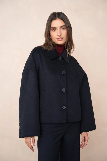 Eleganter Kurzmantel aus Wollmischung