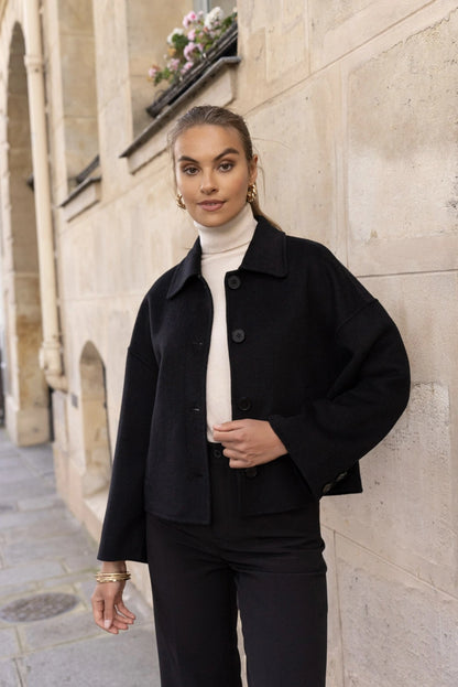 Eleganter Kurzmantel aus Wollmischung
