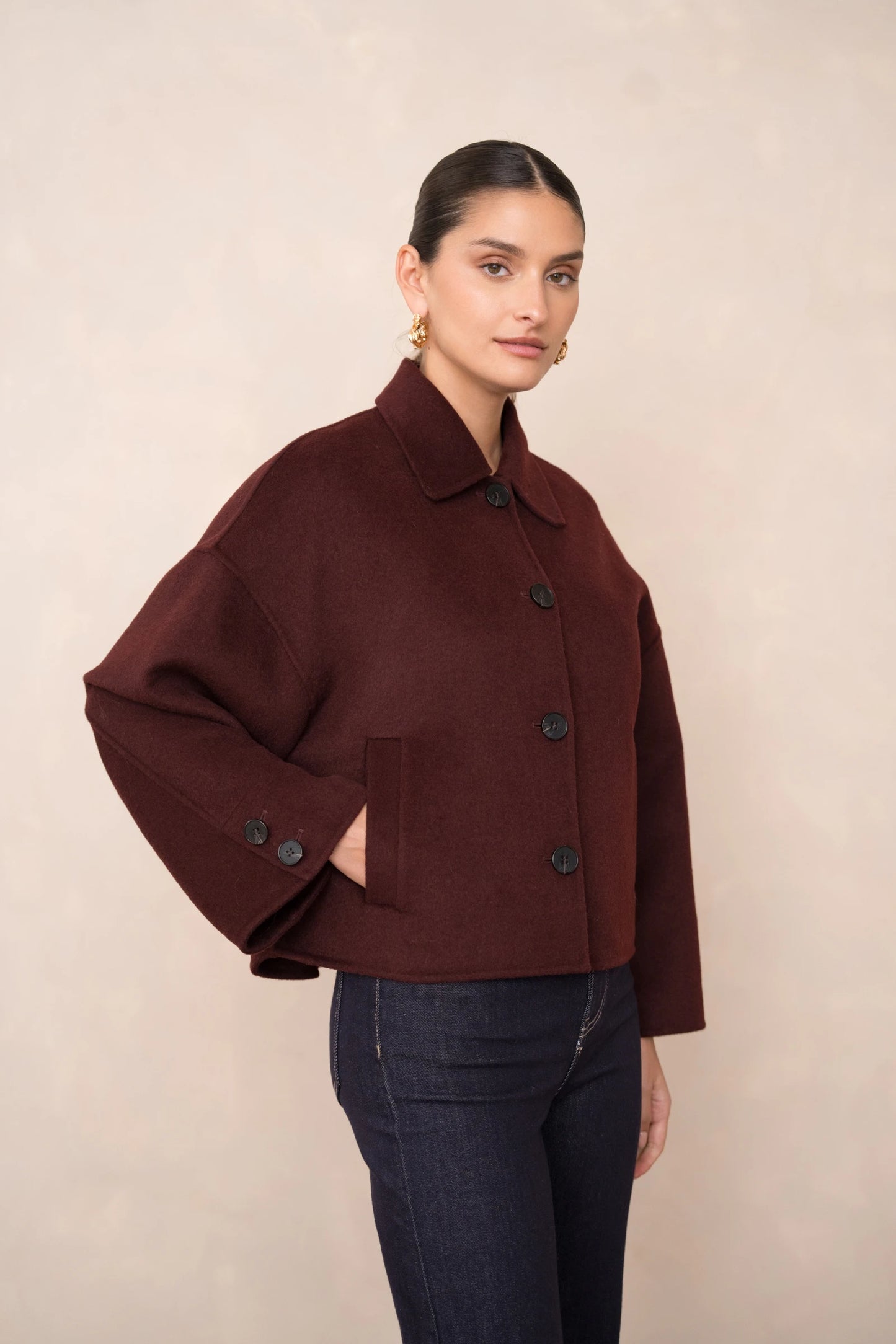 Eleganter Kurzmantel aus Wollmischung