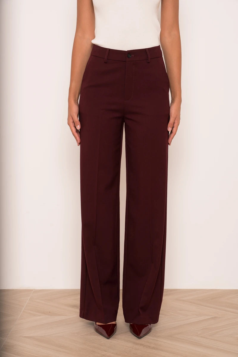 Weit geschnittene Hose
