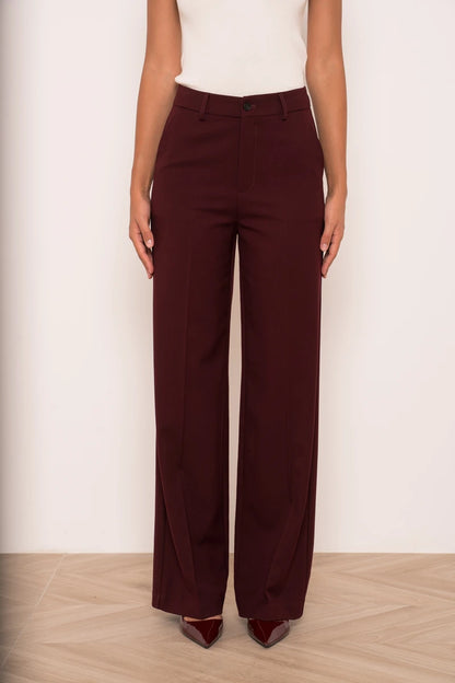 Weit geschnittene Hose