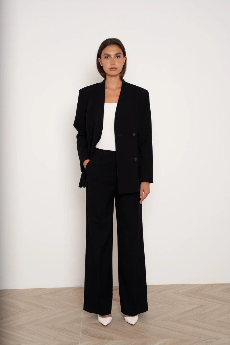 Asymmetrische taillierte Zweireiher-Jacke
