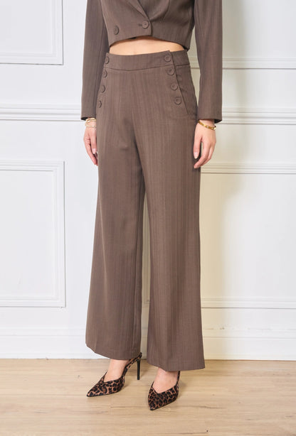Geknöpfte Hose