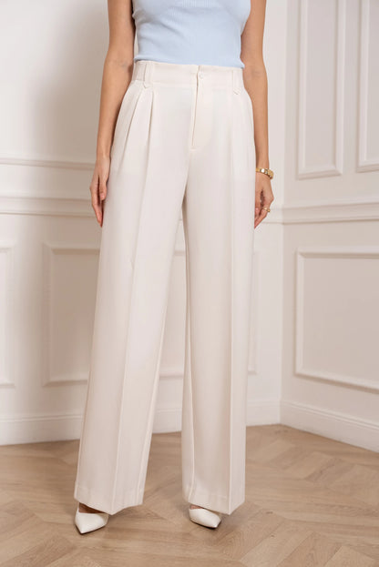 Weite Hose mit hoher Taille und Bundfalten
