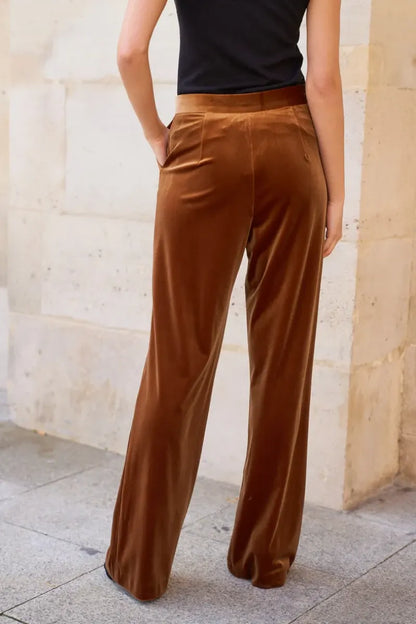 Gerade geschnittene Samthose