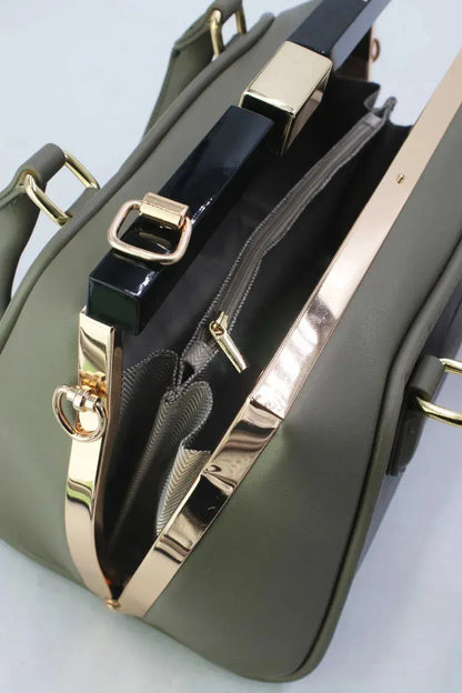 Henkeltasche mit Clip-Verschluss