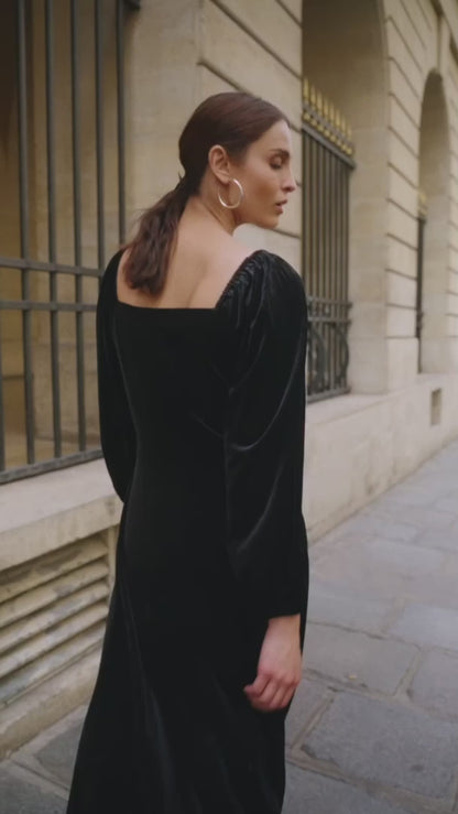 Midi Samtkleid mit Puffärmeln
