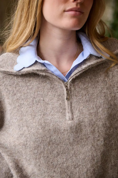 Flauschiger Strickpullover
