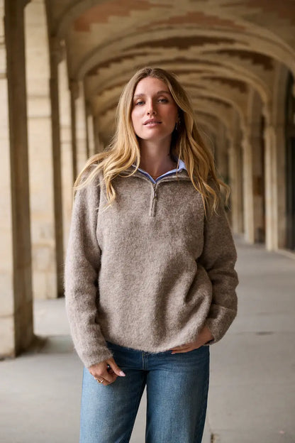 Flauschiger Strickpullover